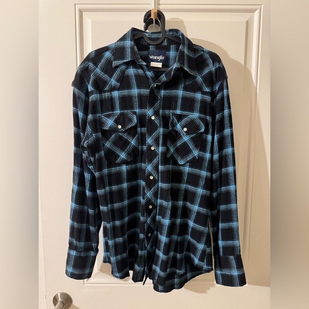 Wrangler Flannel Plaid Shirt Size M